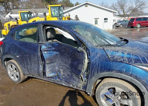 2017 Honda Hr-V Lx z USA, uszkodzony, nr VIN 3CZRU5H30HM711434